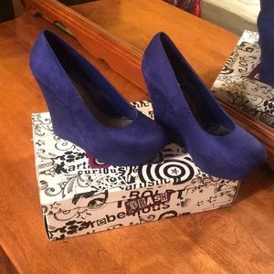 Blue suede shoes 💙